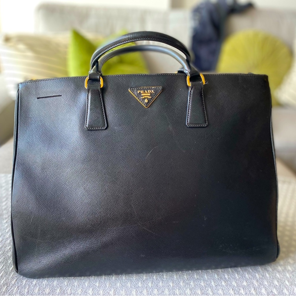 100% Authentic Prada Galleria Large Executive Tote
